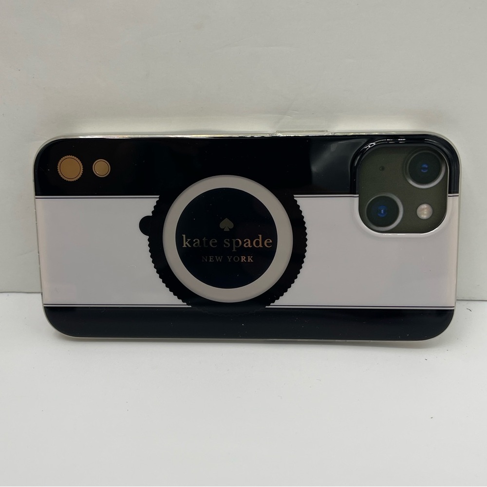 Kate Spade Phone Case for iPhone 13
NWT - Picture 8 of 16